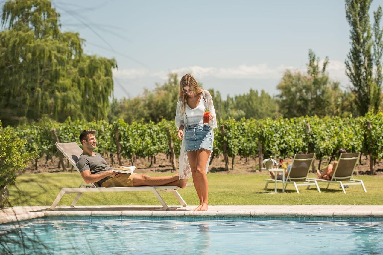 Postales Boutique Winery Hotel - Valle De Uco Colonia Las Rosas ภายนอก รูปภาพ