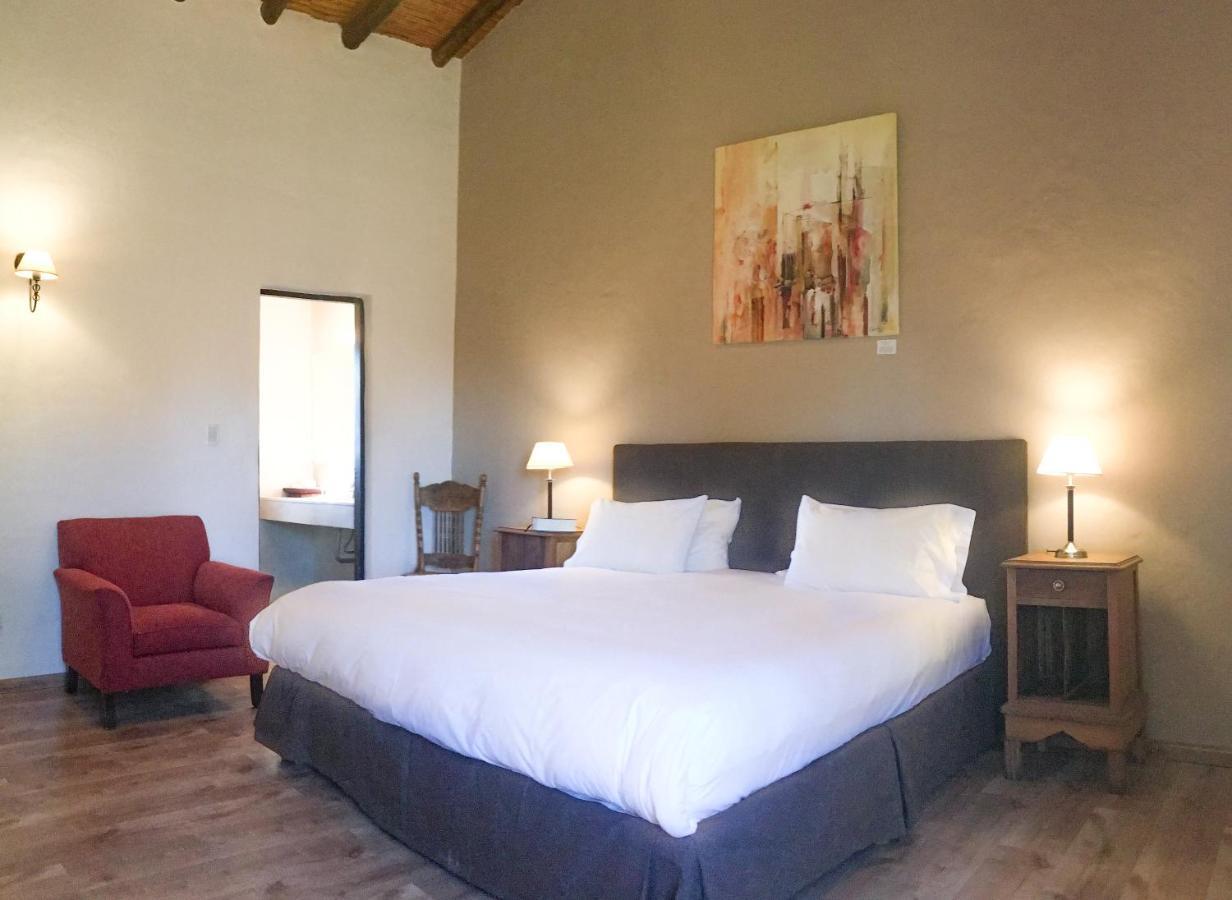 Postales Boutique Winery Hotel - Valle De Uco Colonia Las Rosas ภายนอก รูปภาพ